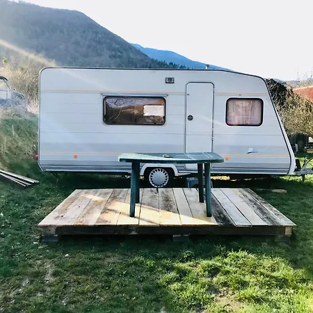 La Caravane De La Tuilerie