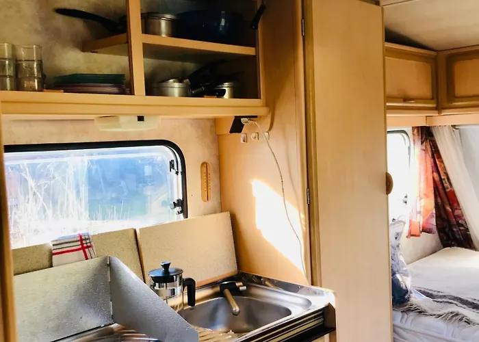 Campeggio La Caravane De La Tuilerie Seix